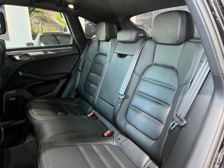 Porsche Macan GTS 2024