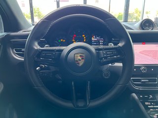 Porsche Macan GTS 2024
