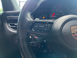Porsche Macan GTS 2024