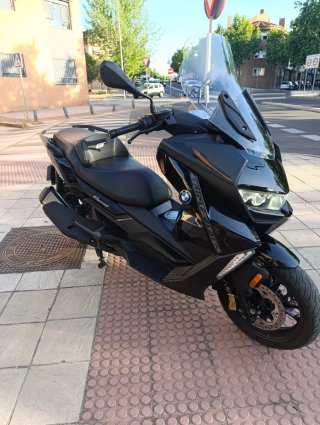 BMW C400 GT Triple Black + Manta Térmica