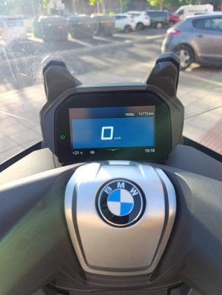BMW C400 GT Triple Black + Manta Térmica