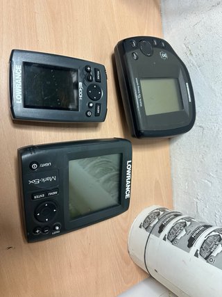 Humminbird y 2 Lowrance GPS Náuticos