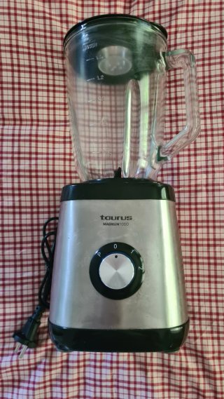 Batidora Taurus 1000W