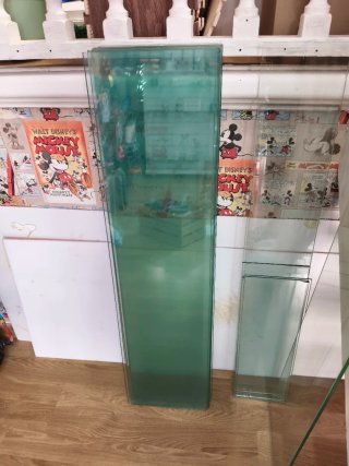 Baldas de cristal templado para tienda