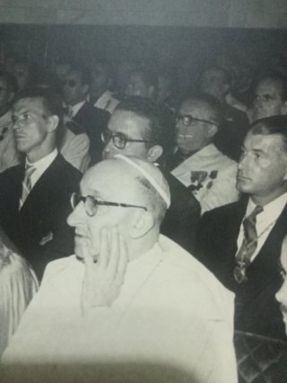 Fotos de prensa personajes históricos