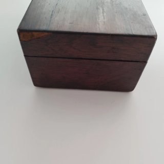 Caja madera y nácar