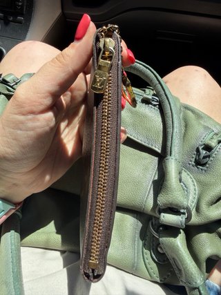 Pochette Louis Vuitton Monogram Marrón