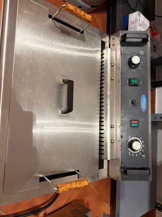 Freidora Eléctrica Industrial de cachopos