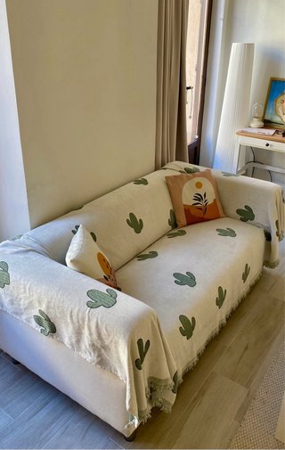 Sofá IKEA Klippan 2 plazas + Manta y Cojínes