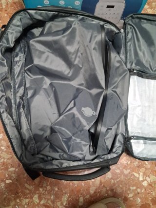 Mochila de piel para viaje com bomba al vacio