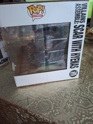 Funko Pop Moment Scar con Hienas 1204