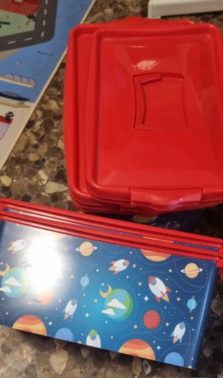 4 Cajas Plástico con Tapa Roja
