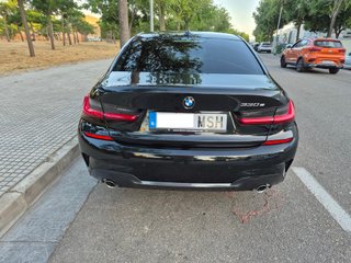 BMW 330e