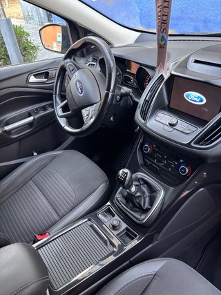 Ford Kuga 2018 2.0 TDCi 150CV Titanium