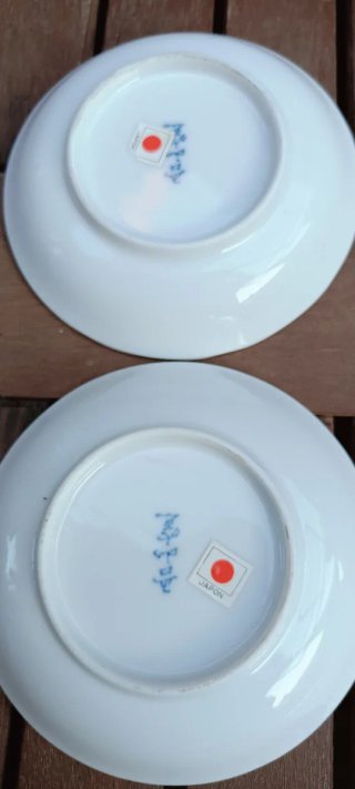 Lote 2 platos porcelana japonesa