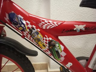 Bicicleta infantil Cars Roja