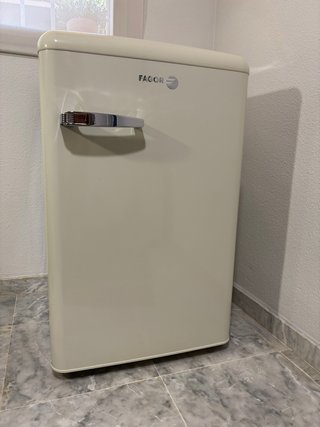 Frigorífico Mini Fagor Beige Retro