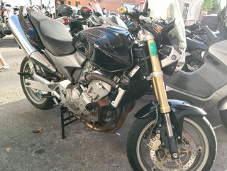 Honda Hornet 600 - ITV hasta 2026