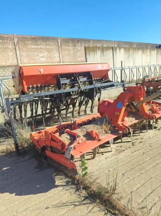 Se vende maquinaria agricola