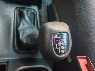 Mitsubishi Montero 2000