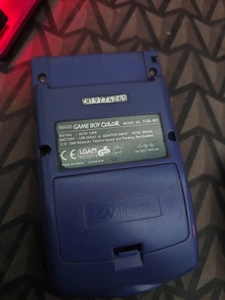 Consola Game Boy Color + Pokemon