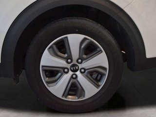 Kia Niro 1.6 GDi HEV 104kW (141CV) Concept