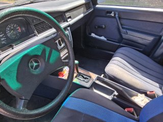 Mercedes-Benz 190  1983