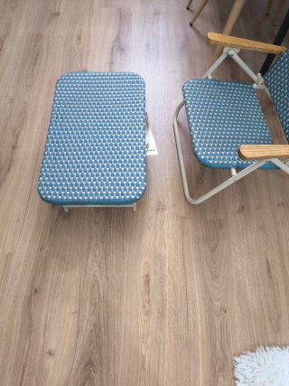 Mesa infantil plegable azul y blanco
