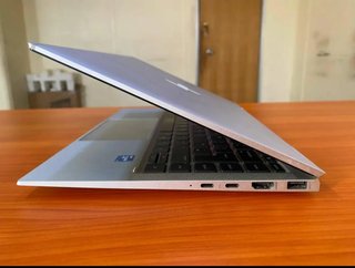 HP EliteBook x360 1040 G8 táctil.
