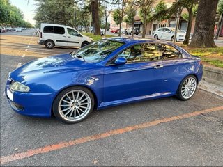 Alfa Romeo GT 2005