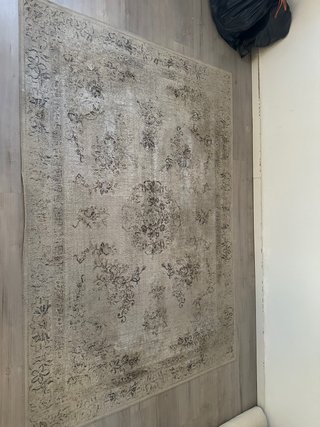 Alfombra estilo vintage gris