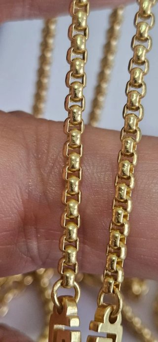 Collar Versace Dorado