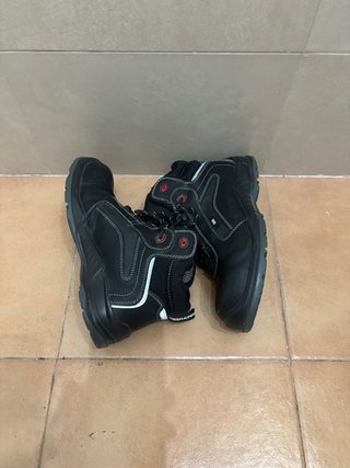 Botas de seguridad U-POWER negras MAN