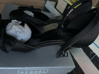 Tacones SEI Negros con Lazo