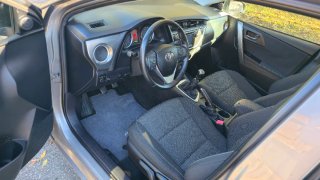 Toyota Auris 2015