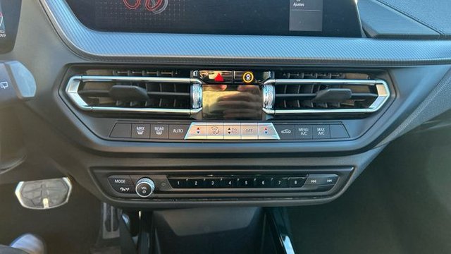 BMW Serie 1 2.0 118D BUSINESS AUTO 150 5P