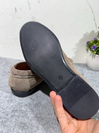 Mocassini uomo camoscio con nappine 42