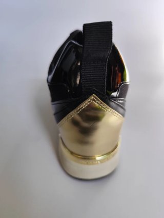 Zapatillas Michael Kors Negras y Doradas