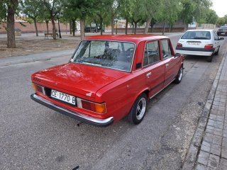 SEAT 124 1978