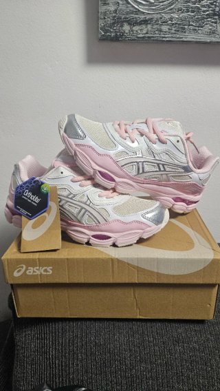 Zapatillas Asics Niña Rosa y Blanca