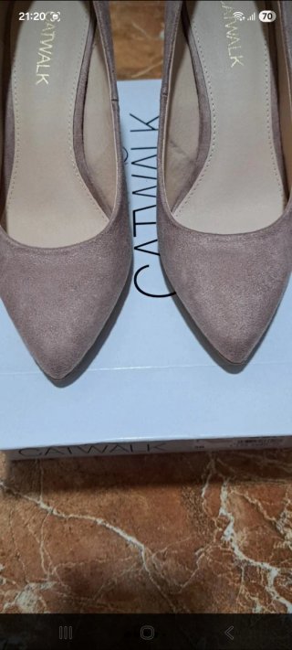 Zapatos de tacón Catwalk beige talla 36