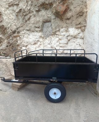 SE VENDE REMOLQUE BASCULANTE TOTALMENTE NUEVO