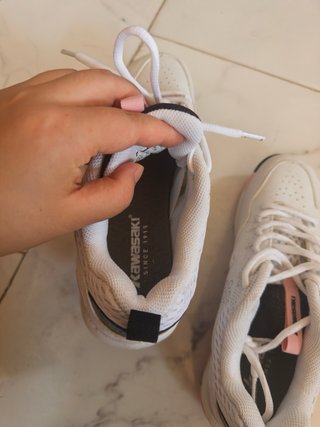 Zapatillas Kawasaki Blancas y Rosa Talla 39