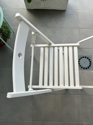 Mesa y 4 sillas de jardín plegables