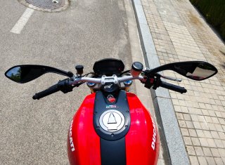 Ducati Monster 1100 S