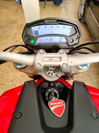 Ducati Monster 1100 S