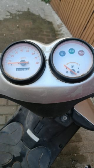 TGB 101 R Scooter 50cc para piezas completo .