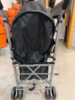 Silla de paseo negra asalvo nueva de estreno