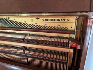 Piano de pared C. Bechstein