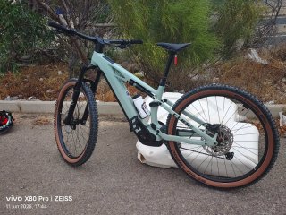 Cube Stereo Hybrid ONE44 HPC Race 800
